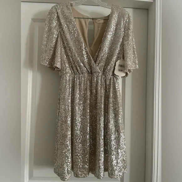 Altar'd State | Dresses | Elegant Silver Gold Sequin Evening Dress |  Poshmark